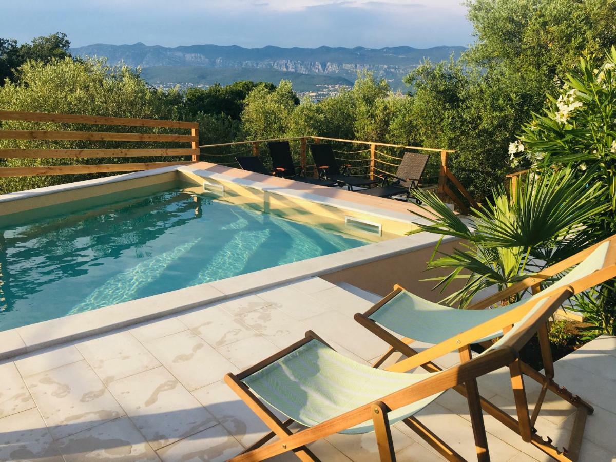 Four Bedrooms Anita Villa *